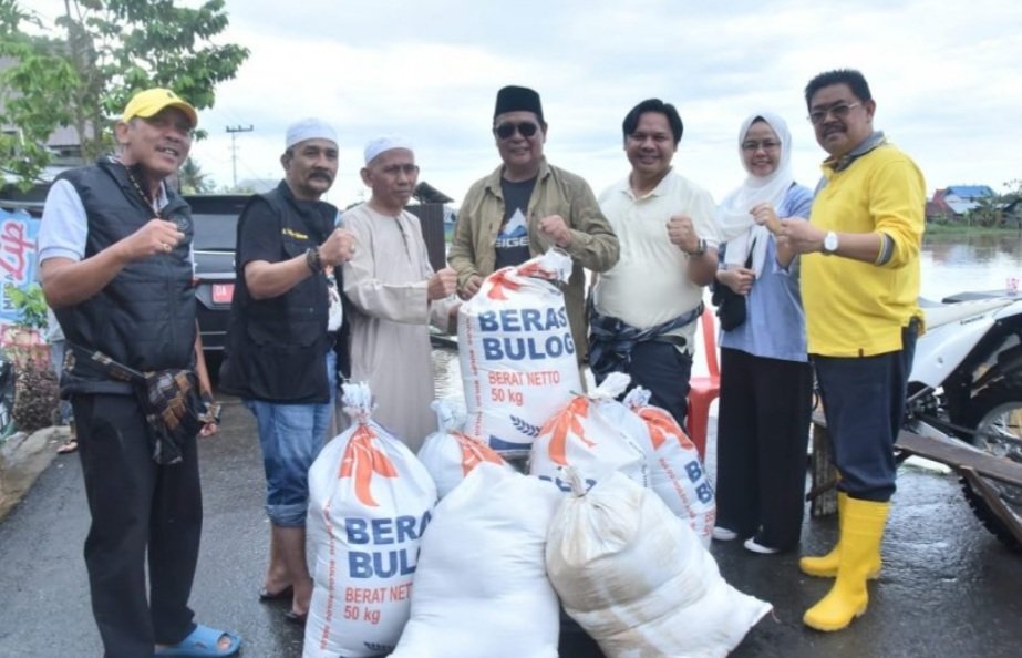 Ratusan Ribu Keluarga Tak Mampu Di Kalsel Dapat Bantuan 30 Kg Beras