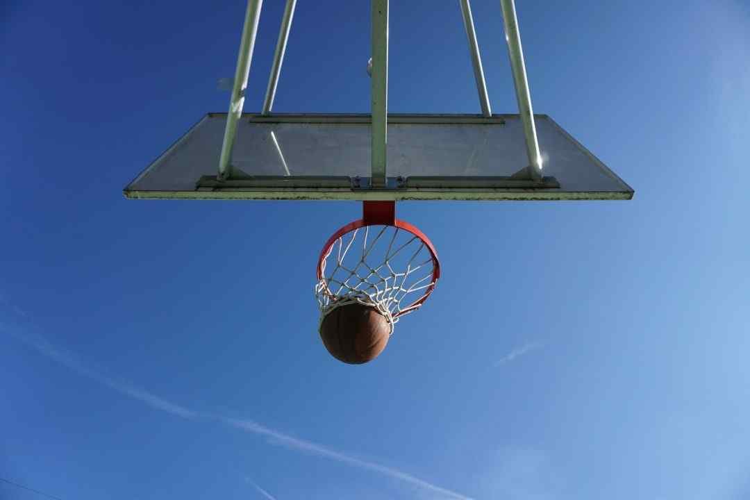 basketball 2109872 1920