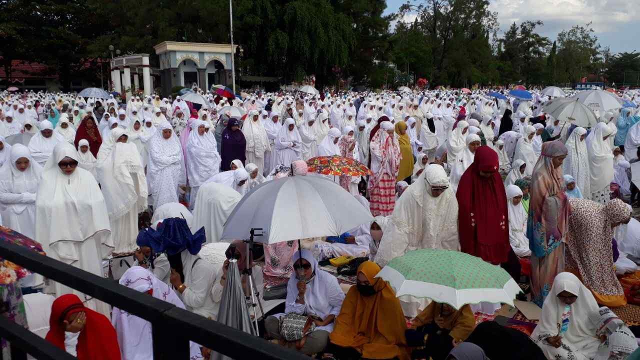 Puluhan Ribu Jemaah Sholat Ashar Berjamaah Pada Tablig Akbar 3 IMG 20180815 WA0007