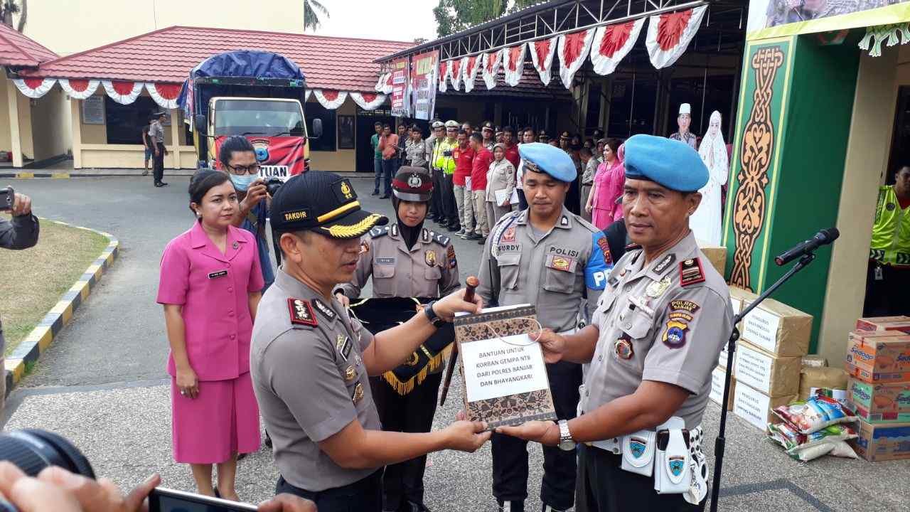 Polres Banjar kirim Bantuan Gempa Lombok dan Bali 2 WhatsApp Image 2018 08 08 at 18.57.22