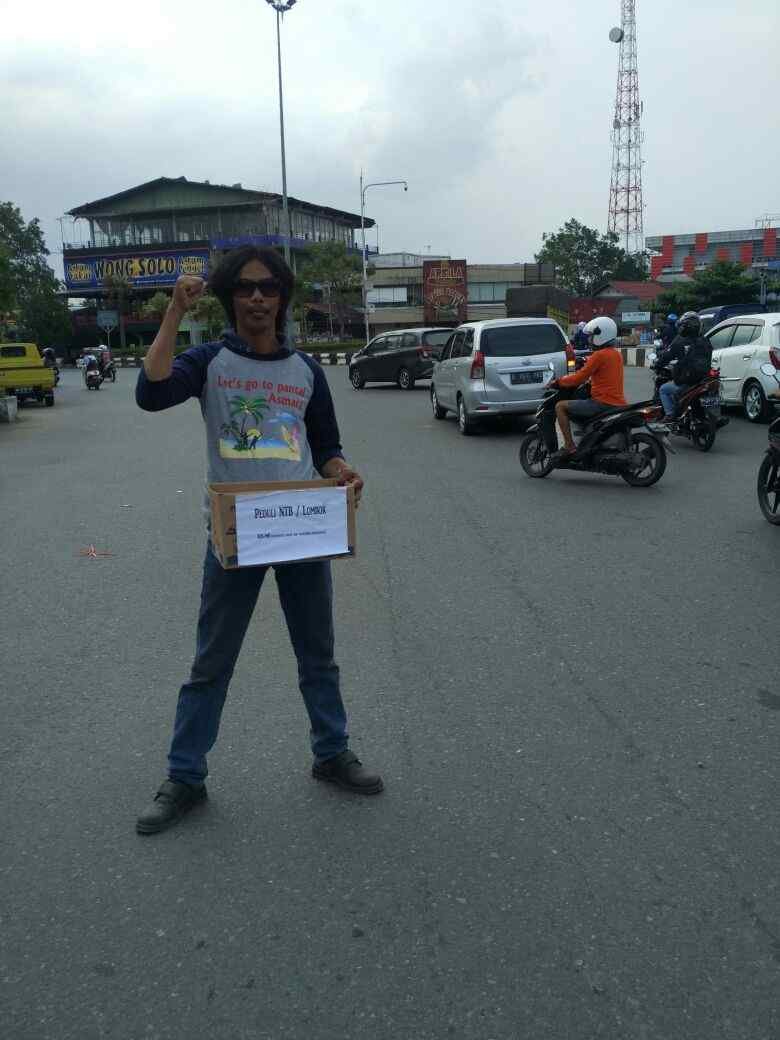 Ratusan Penyanyi Dan Musisi Terjun Ke Jalan Peduli Lombok 4 WhatsApp Image 2018 09 13 at 22.59.40 2