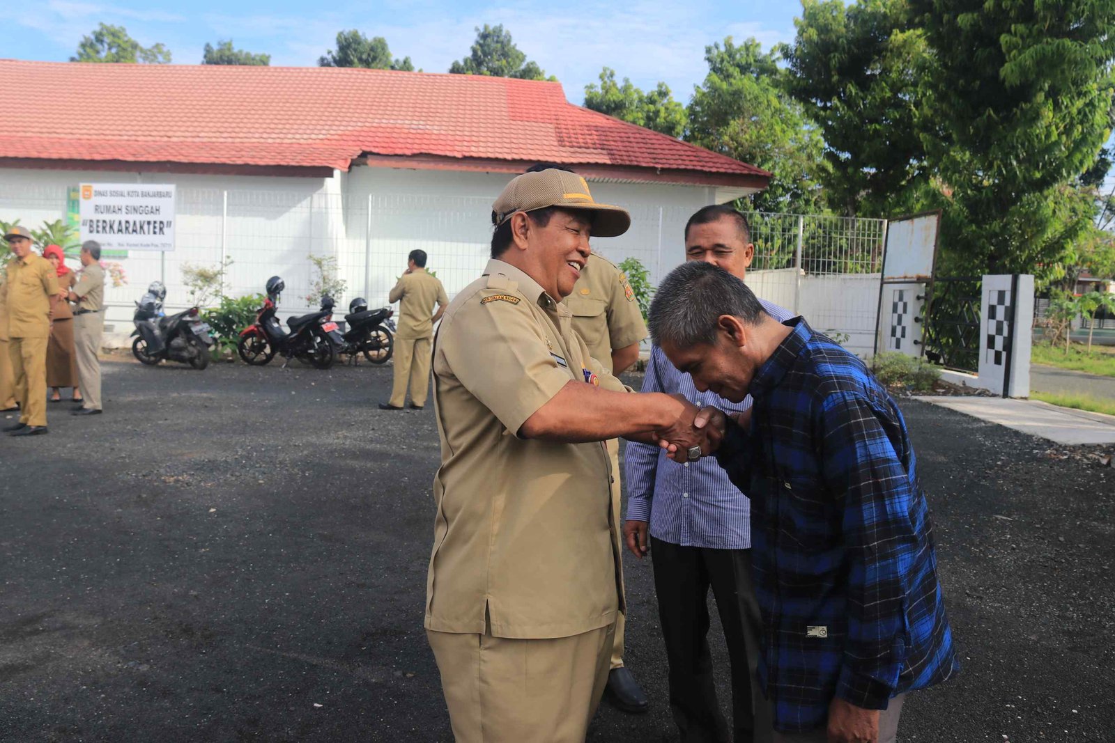 Herman Alias Mr. X Pasien Rumah singgah Kini Pulang Kampung Ke Bima 2 IMG 3250