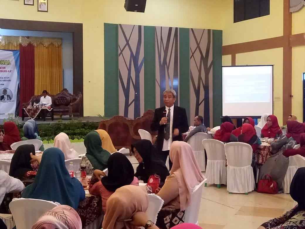 Tantangan Semakin Berat, Para Guru Harus Bekal Ini 2 WhatsApp Image 2018 11 20 at 10.02.12 PM