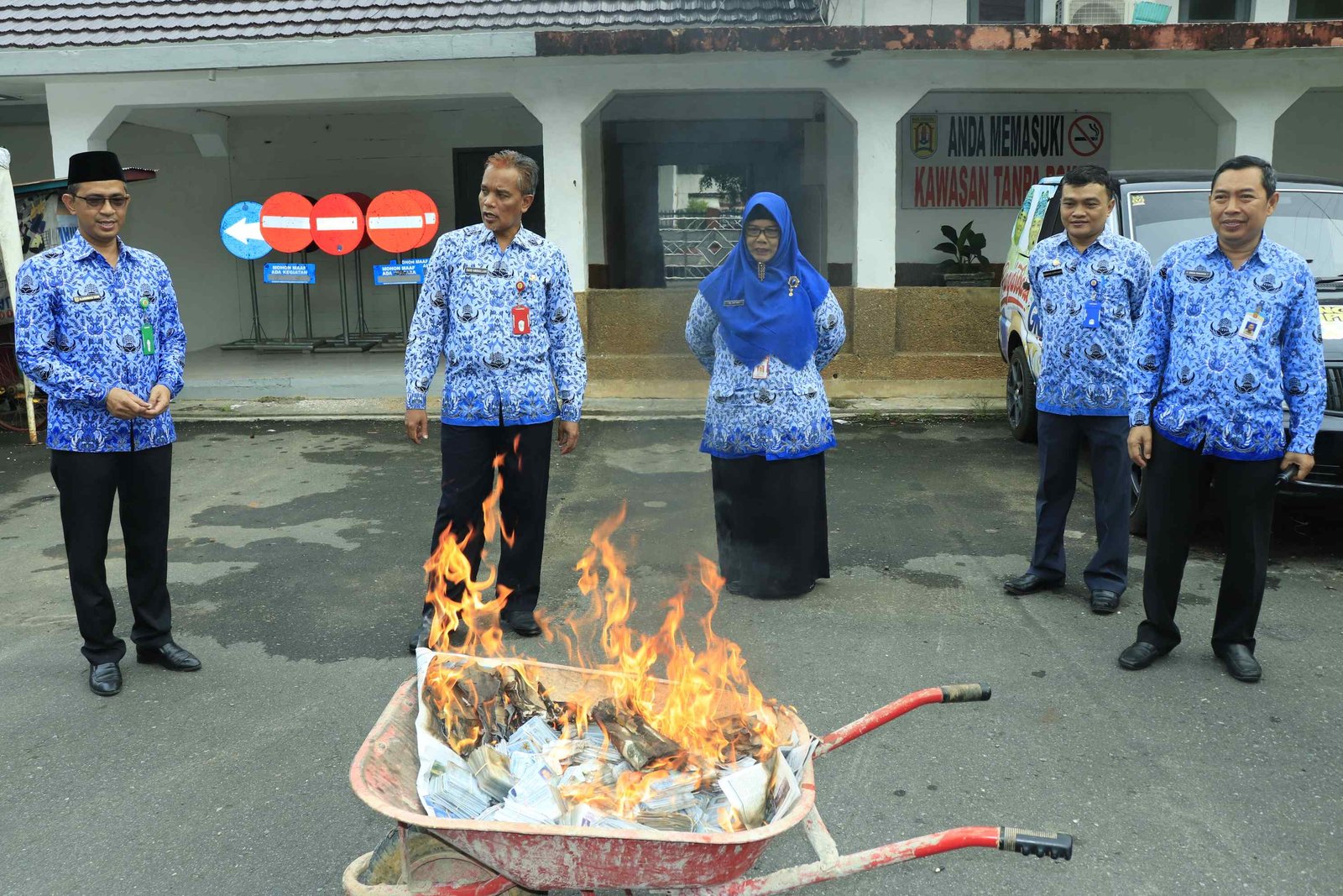 Ribuan KTP Dibakar Di Disdukcapil Kota Banjarbaru 3 MG 7148