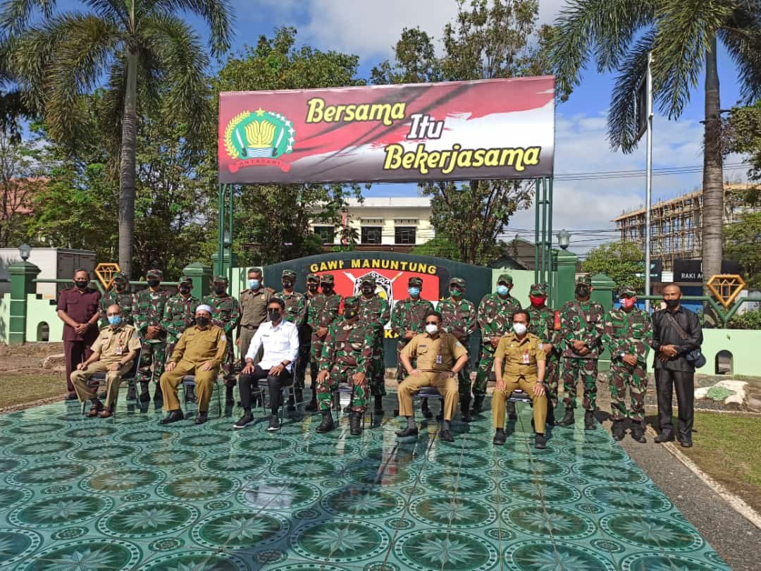 Pasangan Bupati Wakil Bupati Banjar Saidi Mansyur Said Idrus kunjungi Kodim 1006 Martapura di hari kedua ngantor