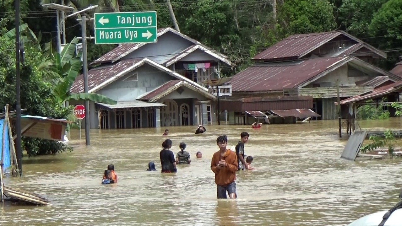 Hujan Deras Hingga Air Sungai Meluap Rendam 3 Desa Di Tabalong – Teras7.com