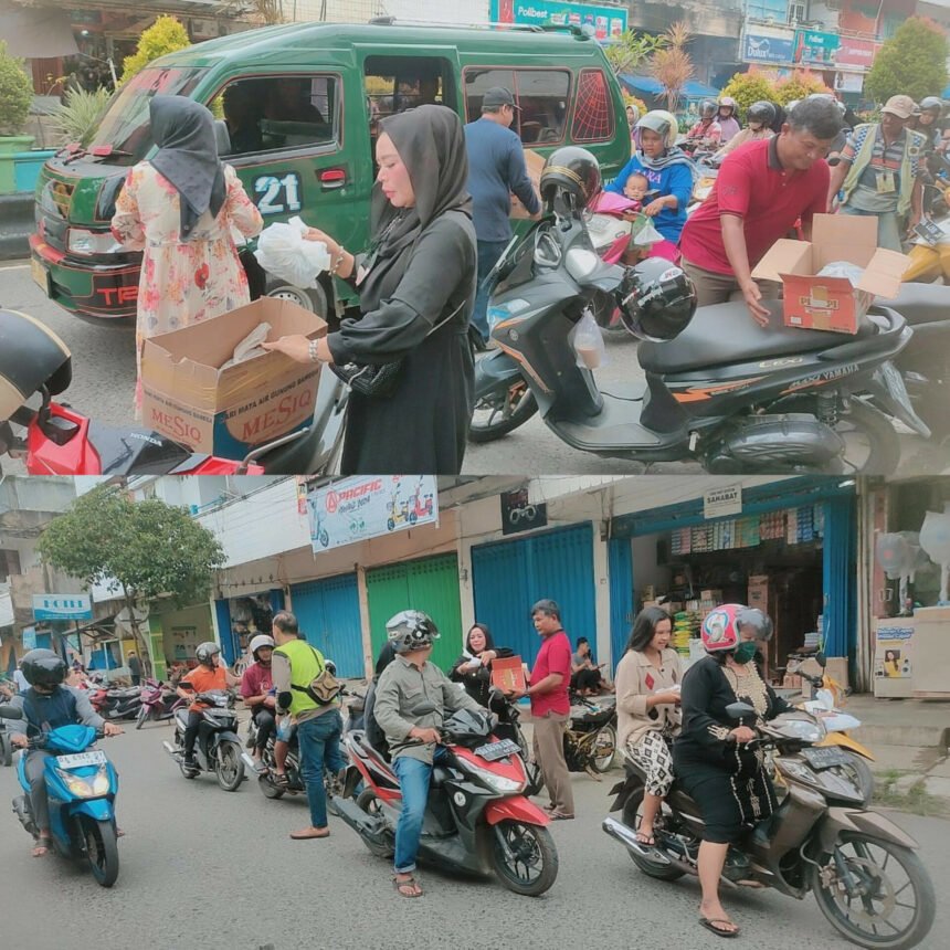 Yayasan Satu Jiwa, Peduli Satu Jiwa dikomandoi langsung Korwil Serma Simson turun kejalan membagikan takjil. (foto Ummi, Yayasan Satu Jiwa)