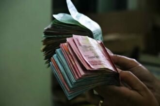 5 Aturan Tentang Duit yang Sering Diabaikan Banyak Orang Terminal Mojok 750x474 1