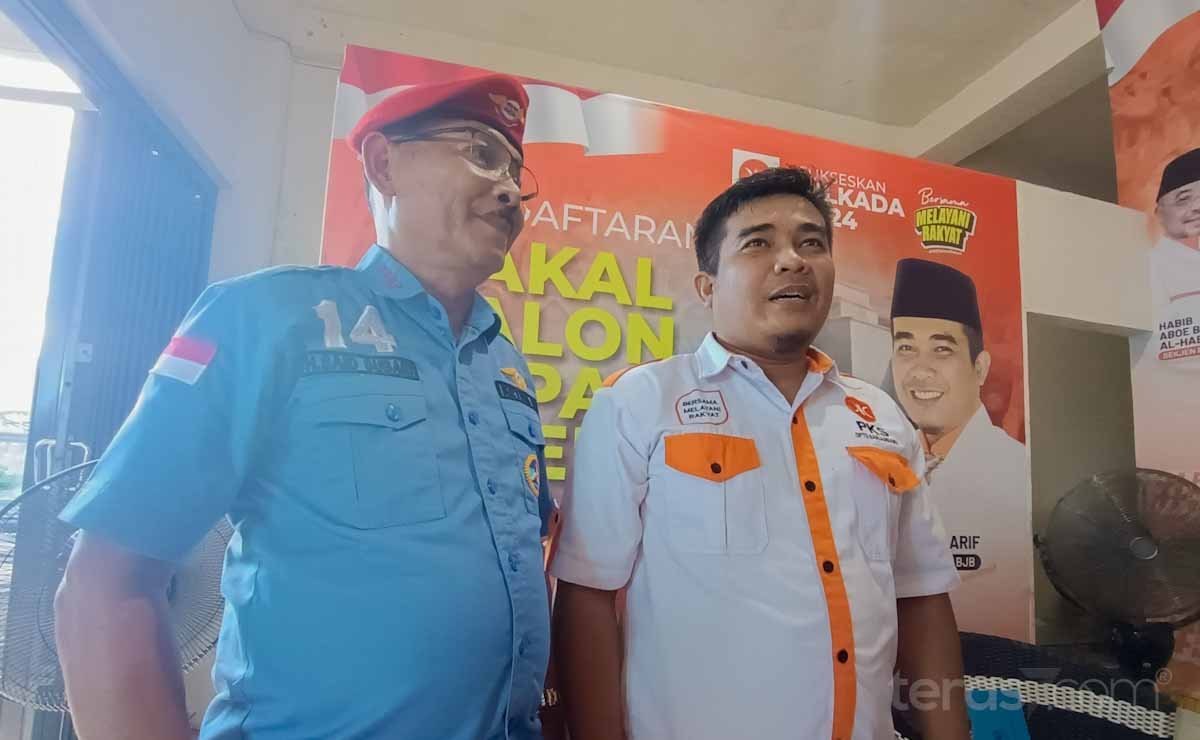 Terima Formulir Pendaftaran Andoko Abdi, Ketua PKS: Visi Misi Beliau Sangat Serius Membangun Banjarbaru 3 IMG 20240525 161958