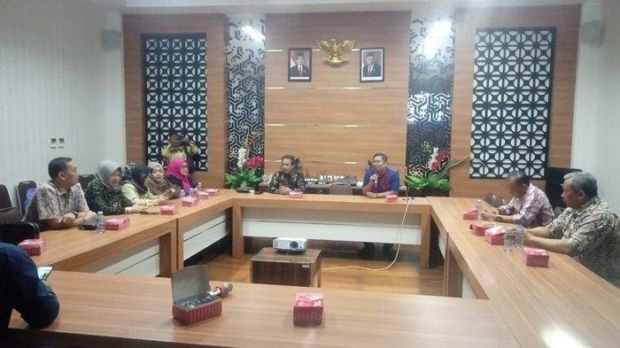 Perwakilan Sekretariat DPRD Kabupaten Barito Kuala 12 1