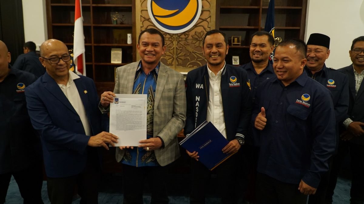 DPP NasDem Terbitkan 7 Rekom di Pilkada Kalsel 2024, Siapa Saja Sosoknya? 6 WhatsApp Image 2024 06 03 at 20.26.13