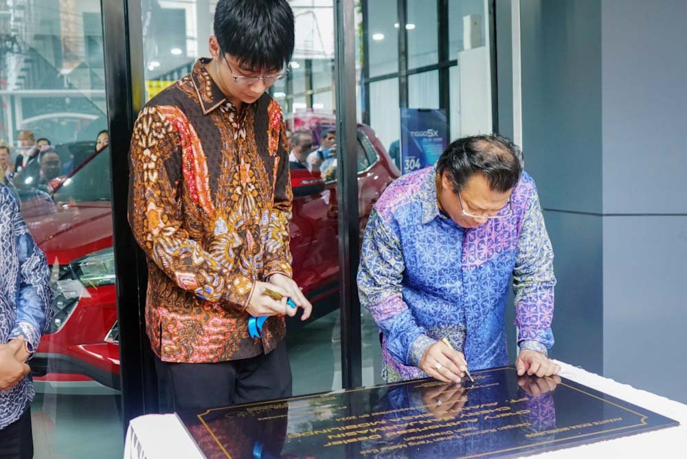 Chery Buka Dealer Mobil Resminya di Banjarmasin, SUV Premium Jadi Unggulan 2 Foto opsi1