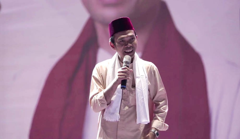 Lautan Manusia Padati Tabligh Akbar UAS, Lisa Halaby: Terima Kasih Atas Kehadiran Jemaah 3 Screenshot 2024 09 06 22 19 59 144 com.google.android.youtube