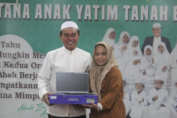 13 28 47 admin ajax 3