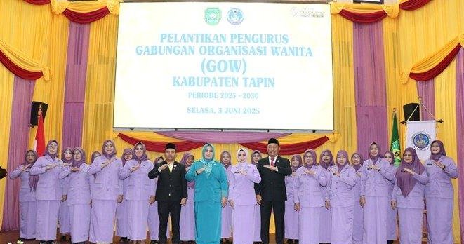 Pelantikan pengurus GOW Tapin124
