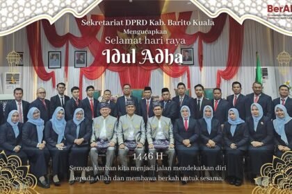 Sekretariat DPRD Kabupaten Barito Kuala Mengucapkan Selamat Hari Raya Idul Adha 1446 Hijriah Semoga kurban kita menjadi jalan mendekatkan diri kepada Al