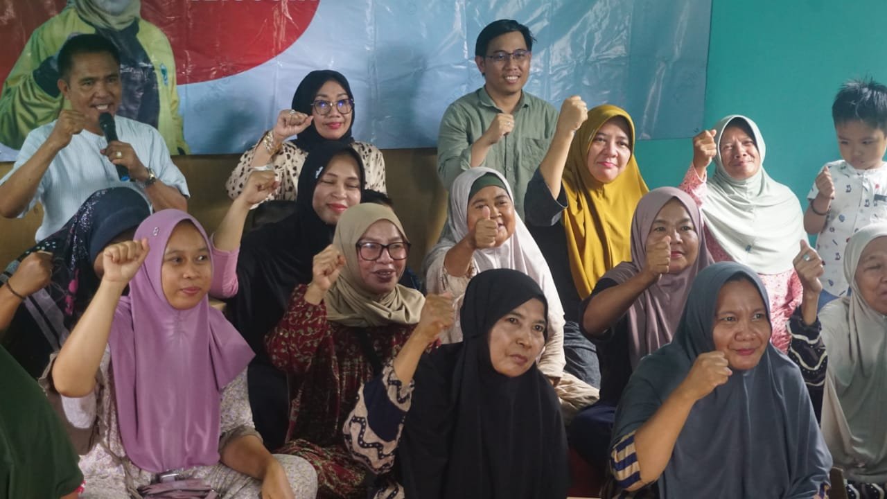 Hj Hariyatie Serap Aspirasi Perempuan Desa Bungur Baru, Dorong Ekonomi Kerakyatan Berbasis Komunitas 2 WhatsApp Image 2025 06 30 at 14.44.48