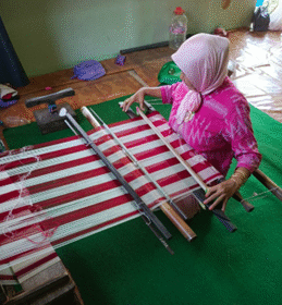 Tenun Pagatan 4