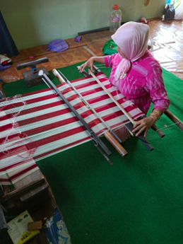 Tenun Pagatan 4