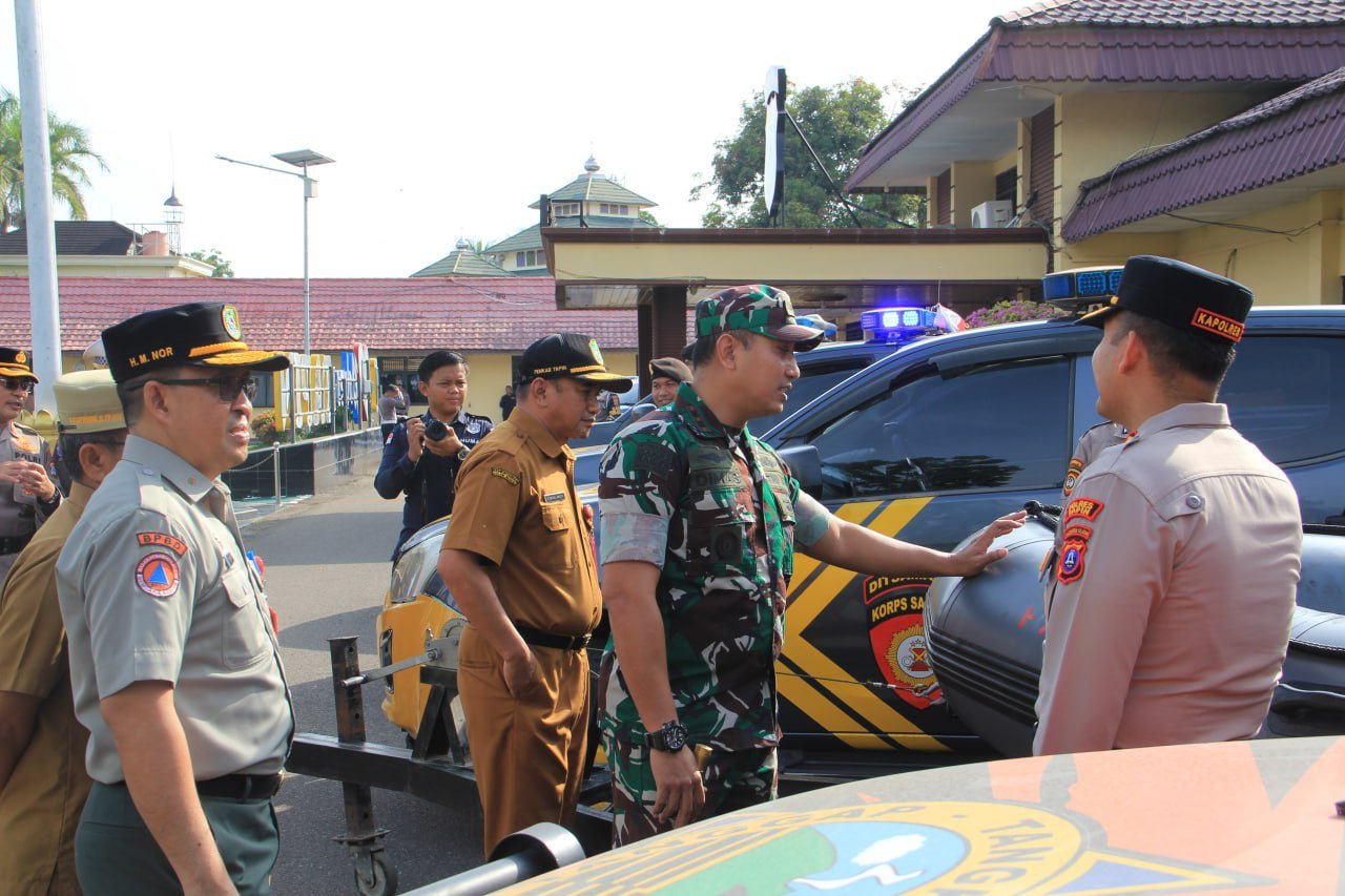 Polres Tapin Gelar Apel Tanggap Darurat Bencana, Kapolres Bacakan Amanat Kapolri: Wujud Nyata Negara Hadir Lindungi Rakyat 2 63403