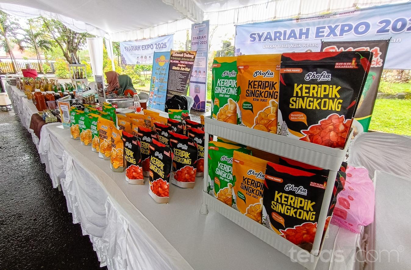Syariah Expo 2025 Digelar, Dorong UMKM Halal Kalsel Naik Kelas dan Berdaya Saing 2 IMG 20251224 101607