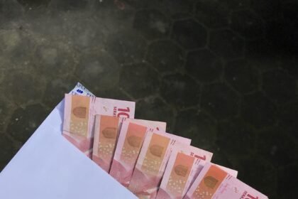 money 5382542 1280