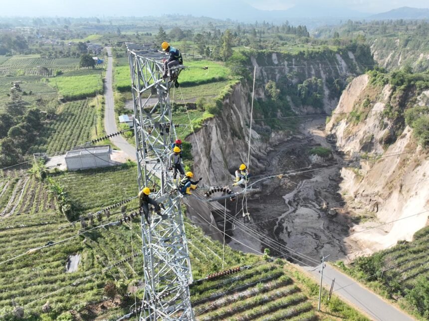 PLN Perbaiki Transmisi dekat Sinkhole Aceh