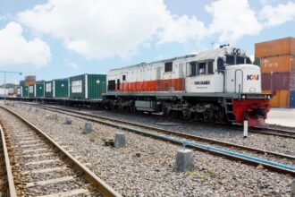 Jenis Angkutan Kereta Api Logistik