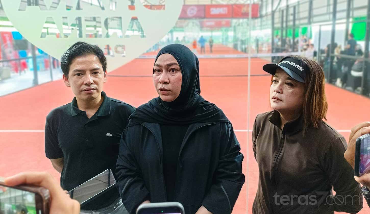 Lisa Halaby Resmikan Ditara Arena Padel Banjarbaru, Dorong Lahirnya Atlet Muda Potensial 2 1778313629337