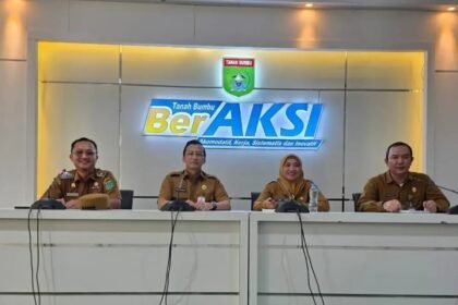 1791447183 Tanah Bumbu Launching Dashboard AKSI SIMPATI untuk Pengelolaan Sampah Terpadu