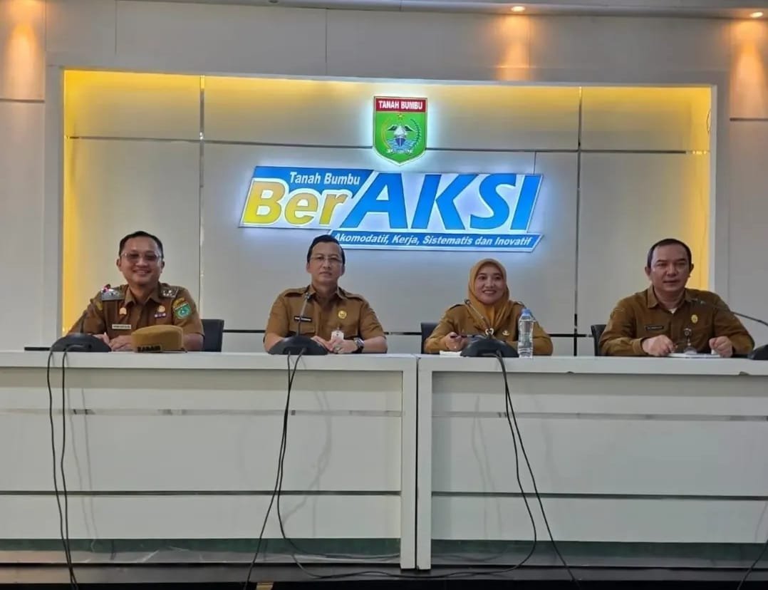 1791447183 Tanah Bumbu Launching Dashboard AKSI SIMPATI untuk Pengelolaan Sampah Terpadu